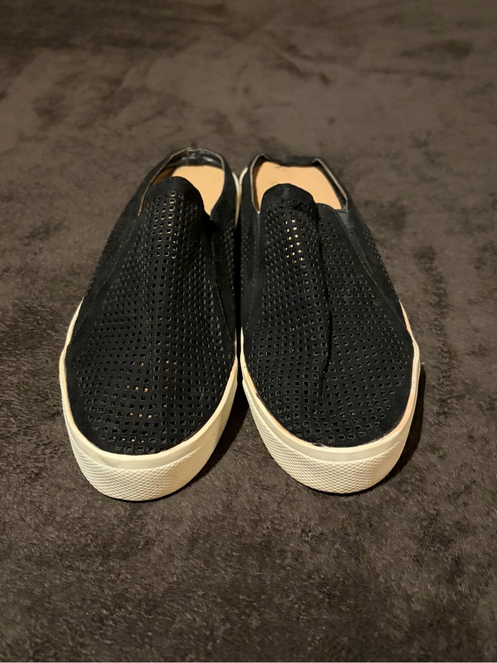 Universal Thread Suede Mule - Picture 2 of 9